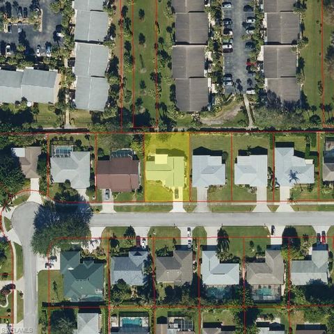 4619 Chippendale DR, Naples, FL 34112