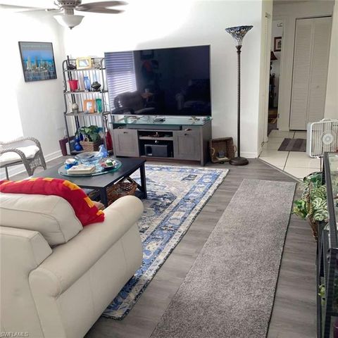 4619 Chippendale DR, Naples, FL 34112