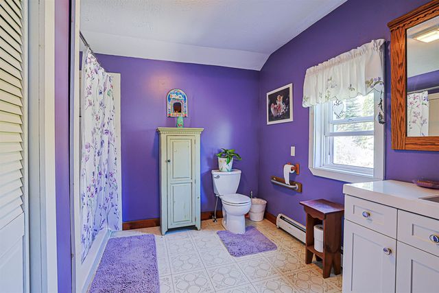 84 Hovey Road, Londonderry, NH 03053