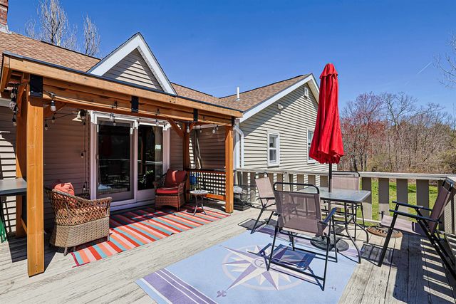 84 Hovey Road, Londonderry, NH 03053