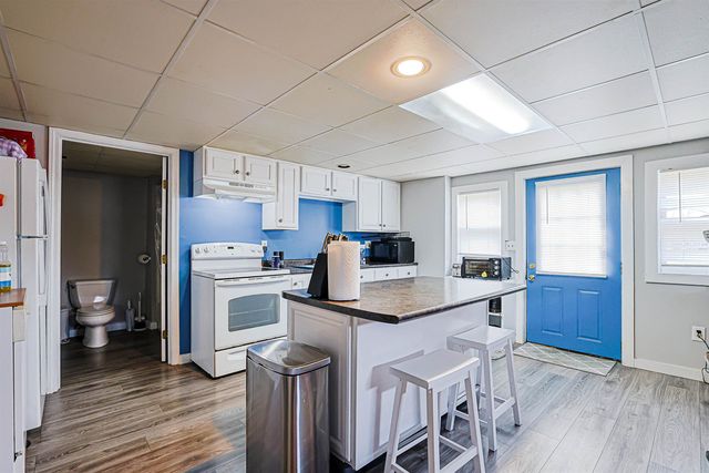 84 Hovey Road, Londonderry, NH 03053