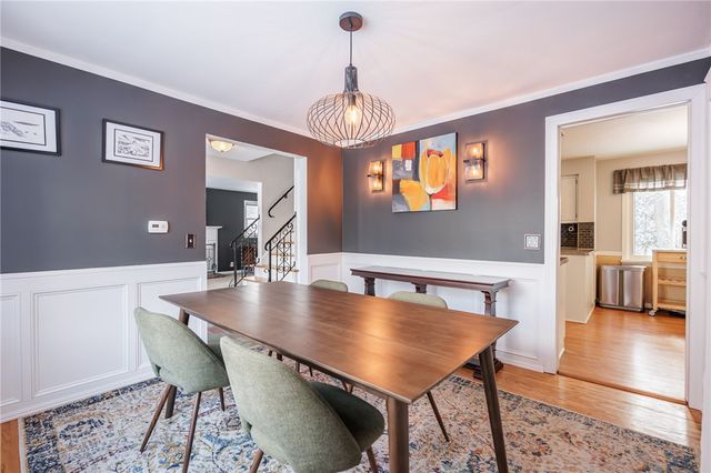 121 Wyndham Road, Irondequoit, NY 14609