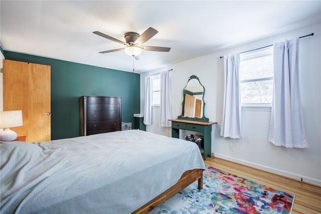 121 Wyndham Road, Irondequoit, NY 14609