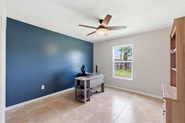 390 SE Cork Road, Port St. Lucie, FL 34984