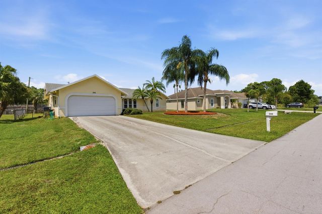 390 SE Cork Road, Port St. Lucie, FL 34984