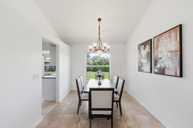 390 SE Cork Road, Port St. Lucie, FL 34984