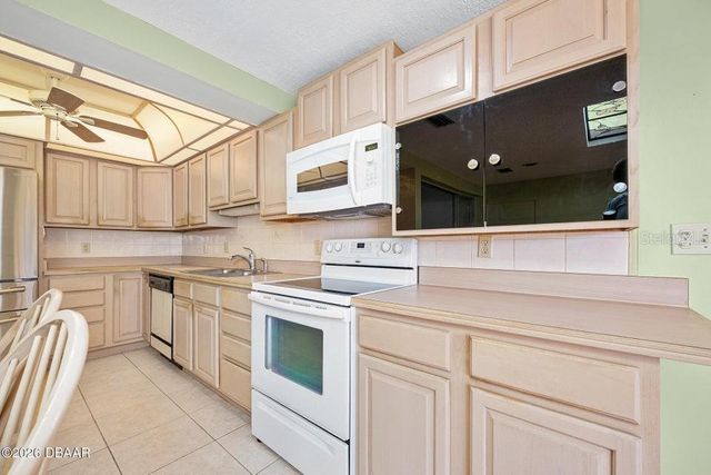 4 DOLPHIN AVENUE, Ormond Beach, FL 32176