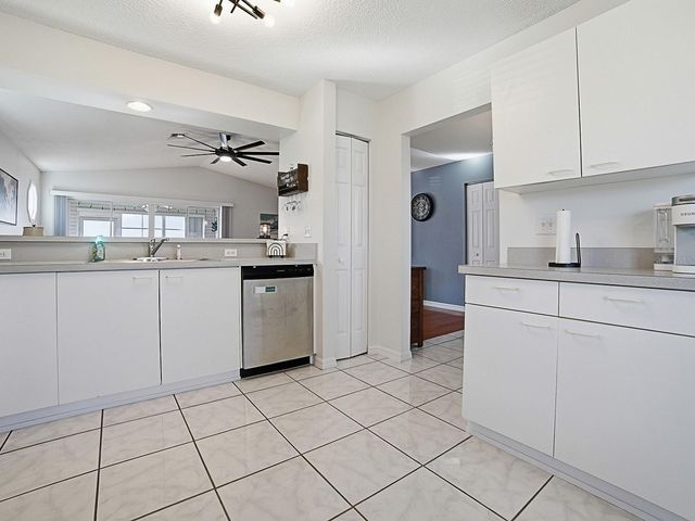 32747 WESTWOOD LOOP, Leesburg, FL 34748