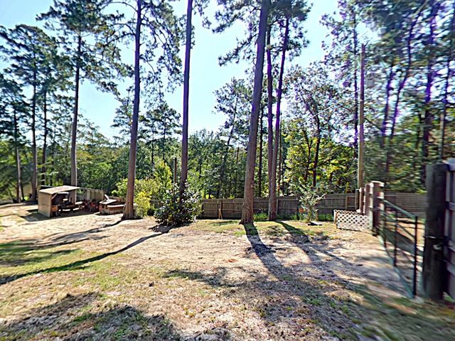 197 Baileys Lane, Livingston, TX 77351