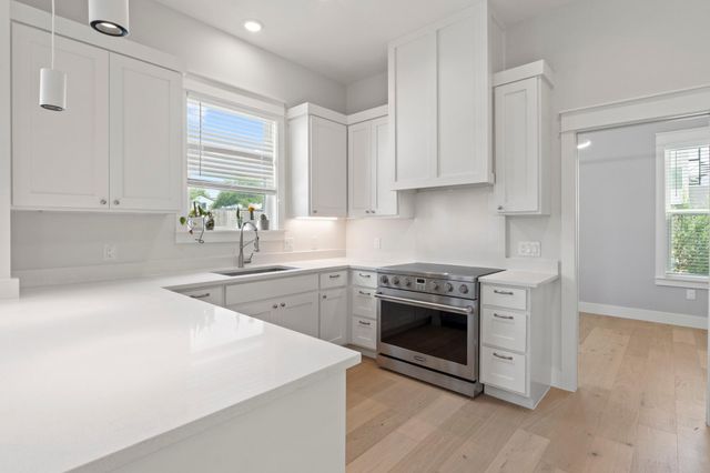 3802 Tower View CT 1, Austin, TX 78723