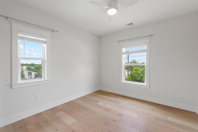 3802 Tower View CT 1, Austin, TX 78723