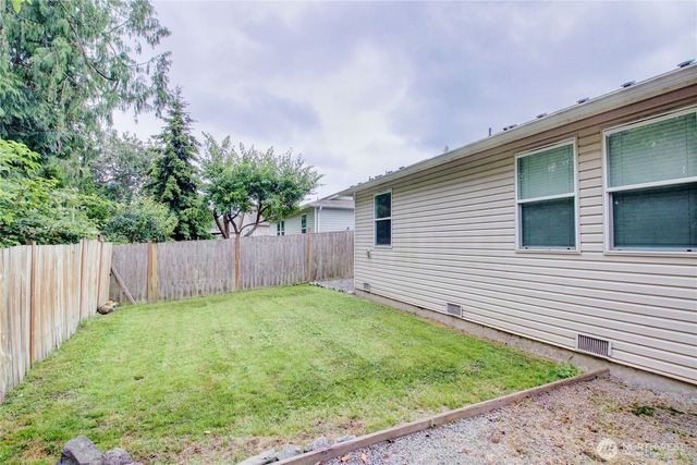 3205 Arbor Street, Mount Vernon, WA 98273