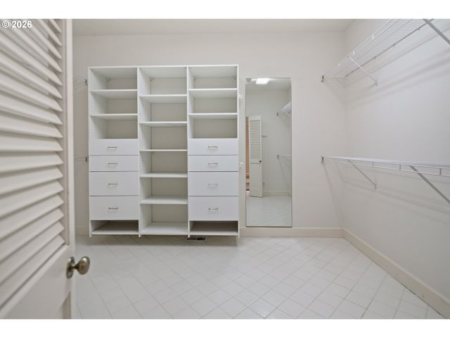 3163 Sw TURNER Rd, West Linn, OR 97068