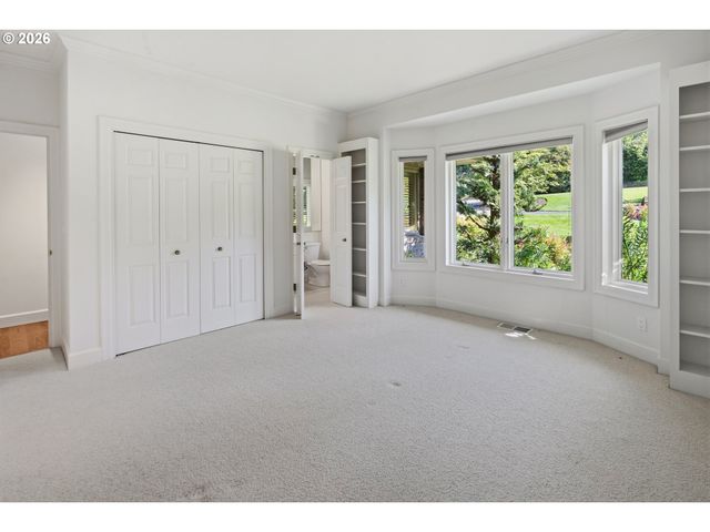 3163 Sw TURNER Rd, West Linn, OR 97068