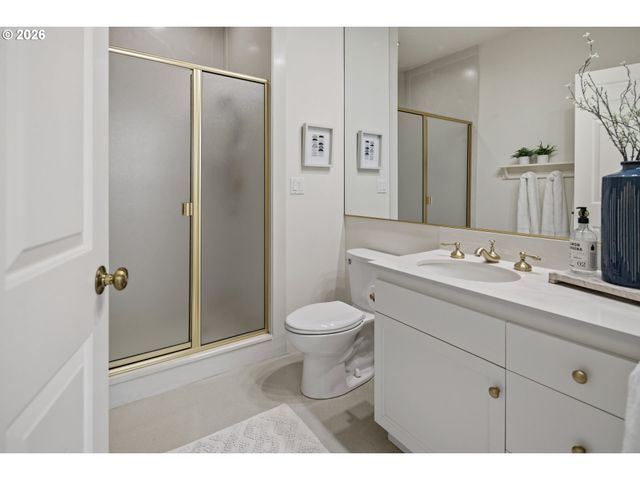 3163 Sw TURNER Rd, West Linn, OR 97068