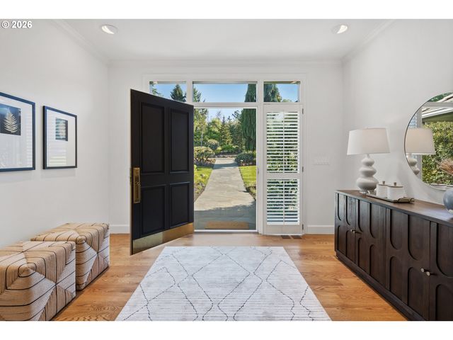 3163 Sw TURNER Rd, West Linn, OR 97068