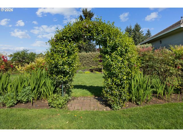3163 Sw TURNER Rd, West Linn, OR 97068