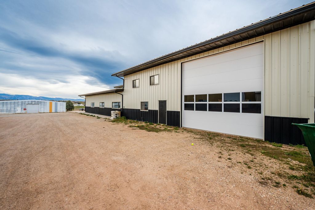 1671 Commercial Avenue, Sheridan, WY 82801 photo 2