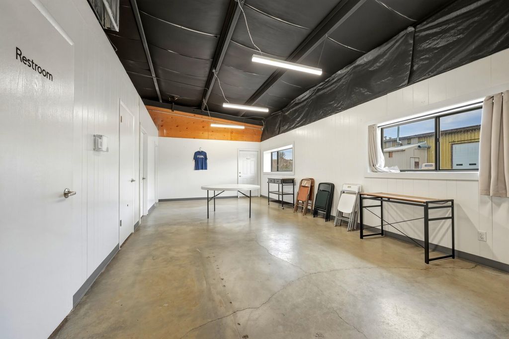 1671 Commercial Avenue, Sheridan, WY 82801 photo 8