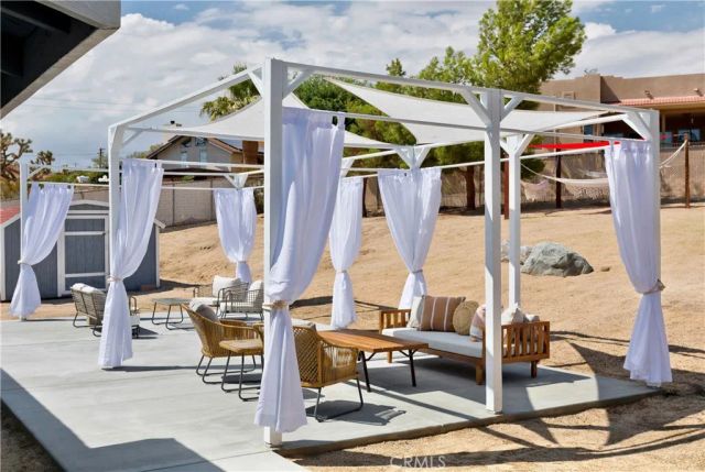 57440 Airway Court, Yucca Valley, CA 92284
