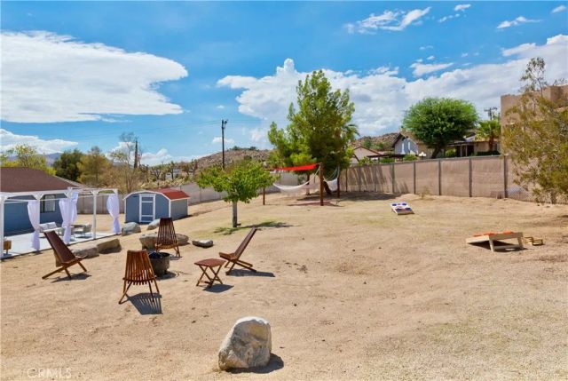 57440 Airway Court, Yucca Valley, CA 92284