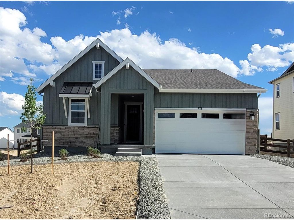 716 Bradley Cir, Elizabeth, CO 80107