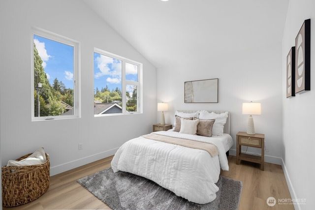 1212 NE 100th Street, Seattle, WA 98125