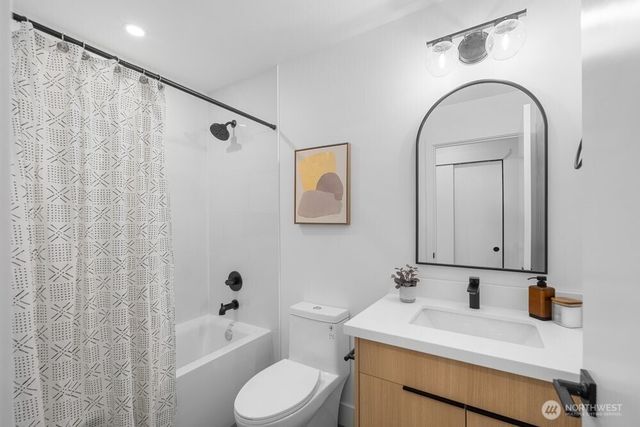 1212 NE 100th Street, Seattle, WA 98125