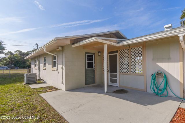 404 4th Street, Merritt Island, FL 32953