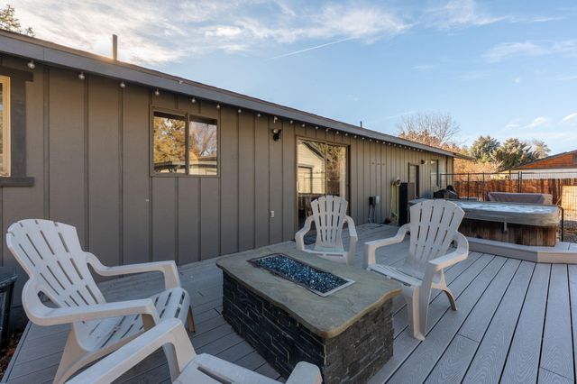 21058 Azalia Avenue, Bend, OR 97702