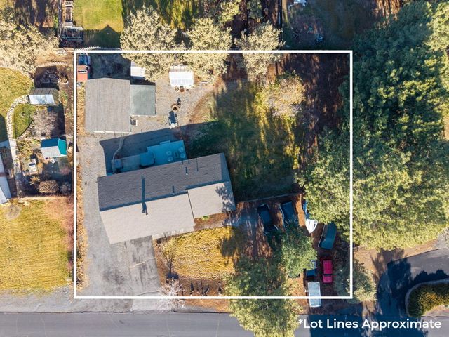 21058 Azalia Avenue, Bend, OR 97702