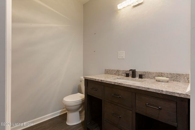 10611 Providence Dr, Louisville, KY 40291