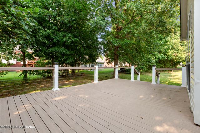 10611 Providence Dr, Louisville, KY 40291
