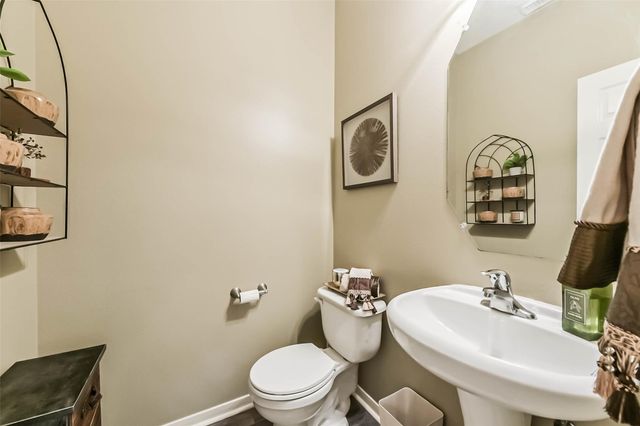 4415 Park Trail Lane, Pasadena, TX 77505