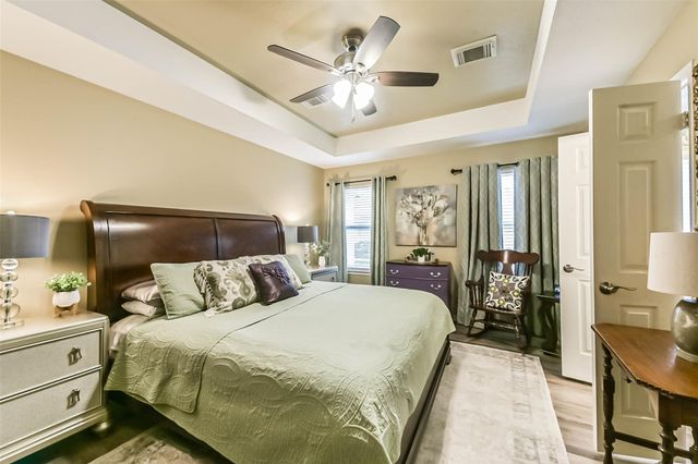 4415 Park Trail Lane, Pasadena, TX 77505