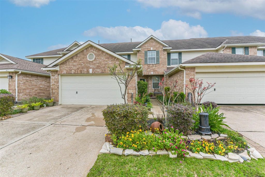 4415 Park Trail Lane, Pasadena, TX 77505
