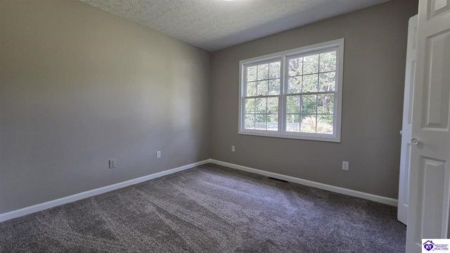 475 Meadow View Lane, Cecilia, KY 42724