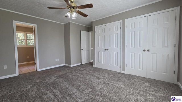 475 Meadow View Lane, Cecilia, KY 42724