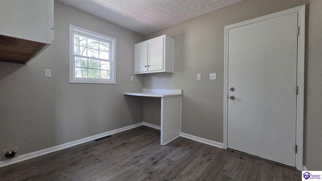 475 Meadow View Lane, Cecilia, KY 42724