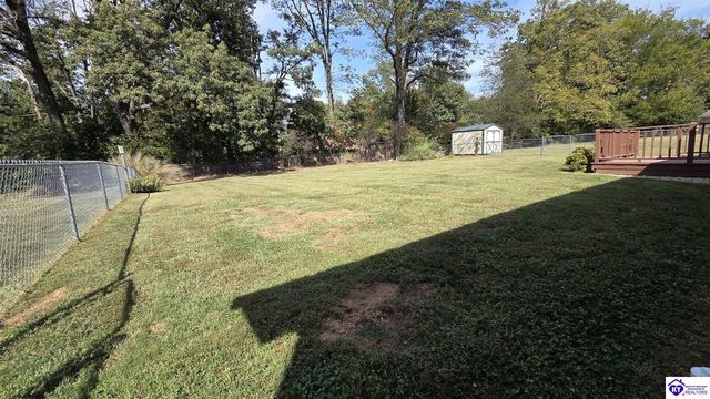 475 Meadow View Lane, Cecilia, KY 42724