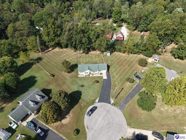 475 Meadow View Lane, Cecilia, KY 42724
