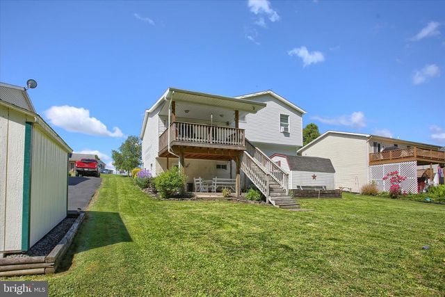261 RIDGEWOOD DR, Millersburg, PA 17061
