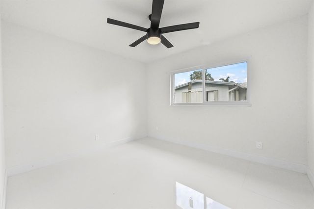 1919 Mimosa Avenue, Fort Pierce, FL 34949