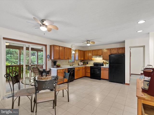 13374 COVE LANDING RD, Bishopville, MD 21813