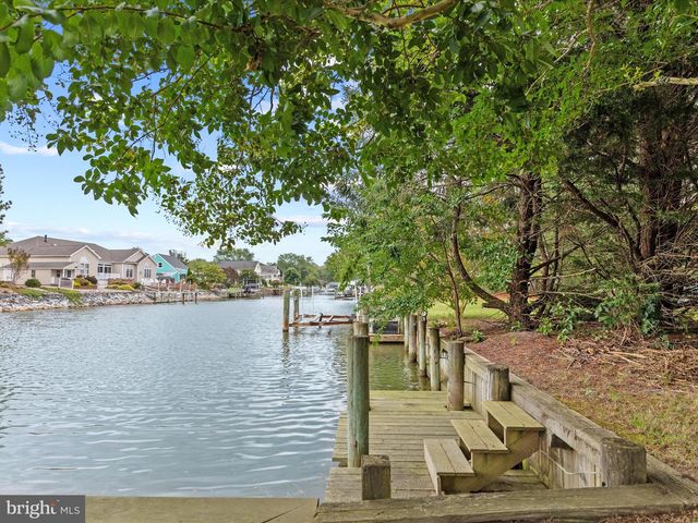 13374 COVE LANDING RD, Bishopville, MD 21813