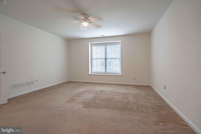 6706 FEDERAL DR, Bethlehem, PA 18017
