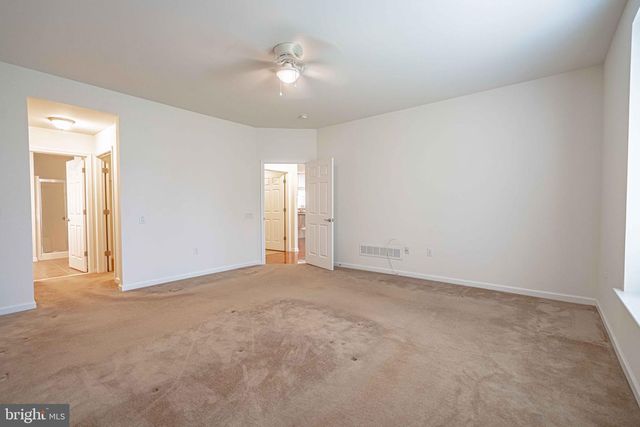 6706 FEDERAL DR, Bethlehem, PA 18017