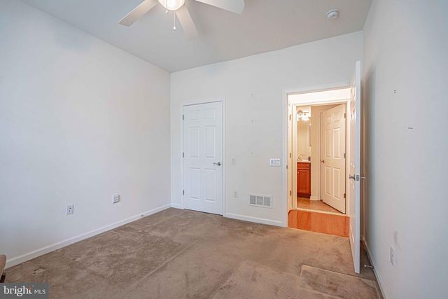 6706 FEDERAL DR, Bethlehem, PA 18017