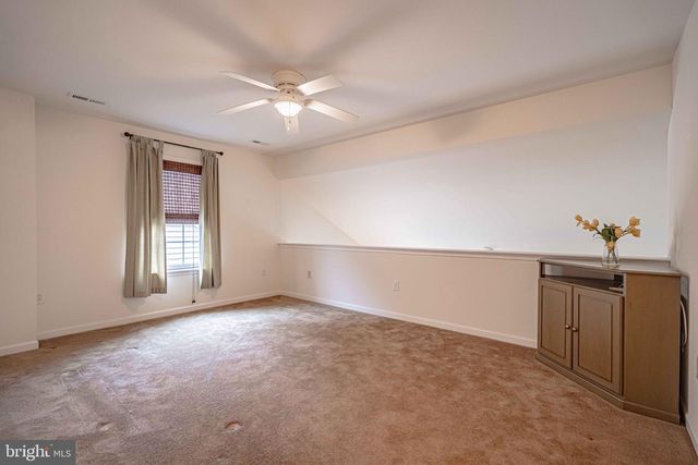 6706 FEDERAL DR, Bethlehem, PA 18017