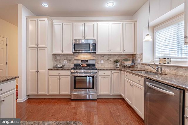 6706 FEDERAL DR, Bethlehem, PA 18017